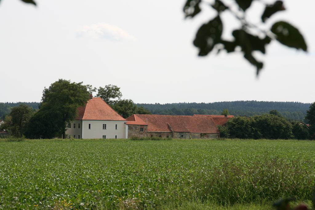 Historischer Pfarrhof Niederleierndorf Langquaid Rom bilde